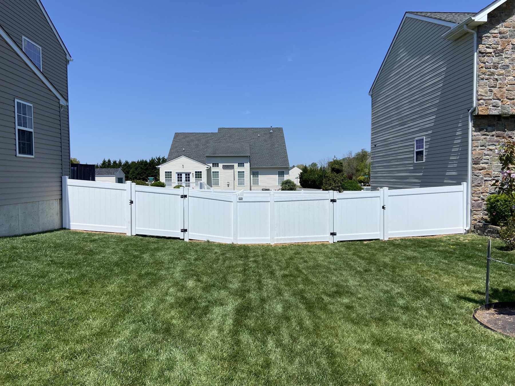 Vinyl fence installation by ABC Inc. Fencing in Kent County, Delaware