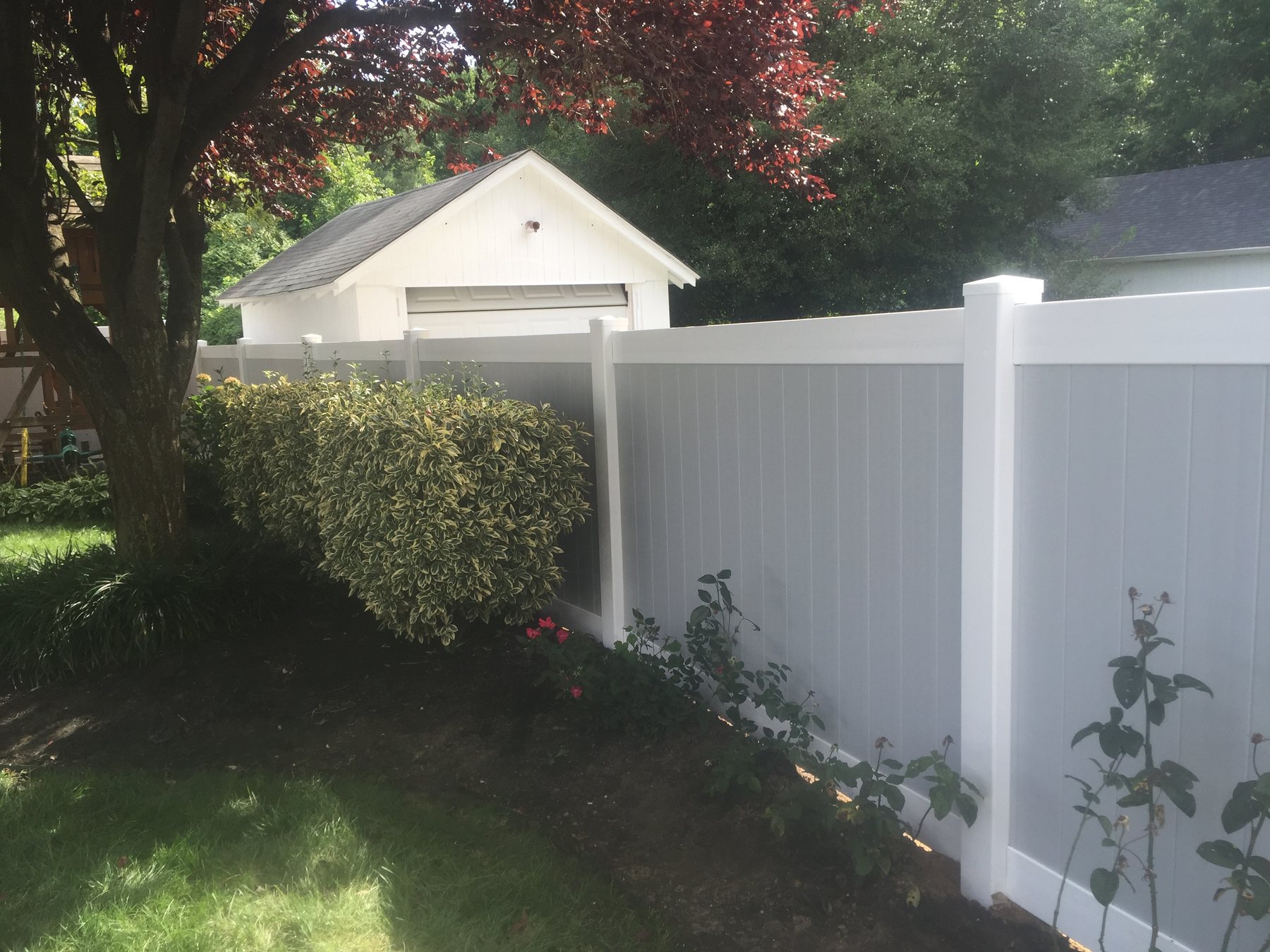Vinyl fence installation by ABC Inc. Fencing in Kent County, Delaware