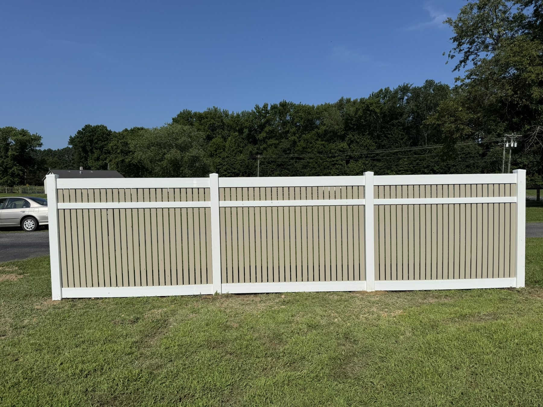 Vinyl fence installation by ABC Inc. Fencing in Kent County, Delaware