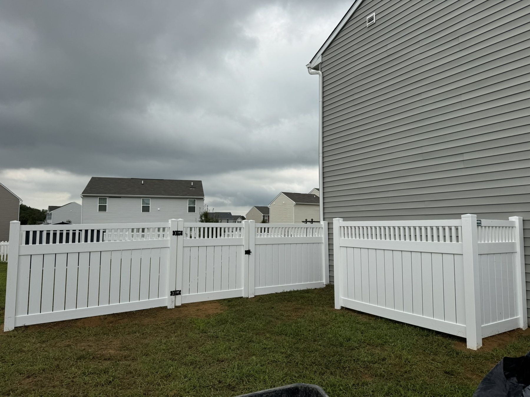 Vinyl fence installation by ABC Inc. Fencing in Kent County, Delaware